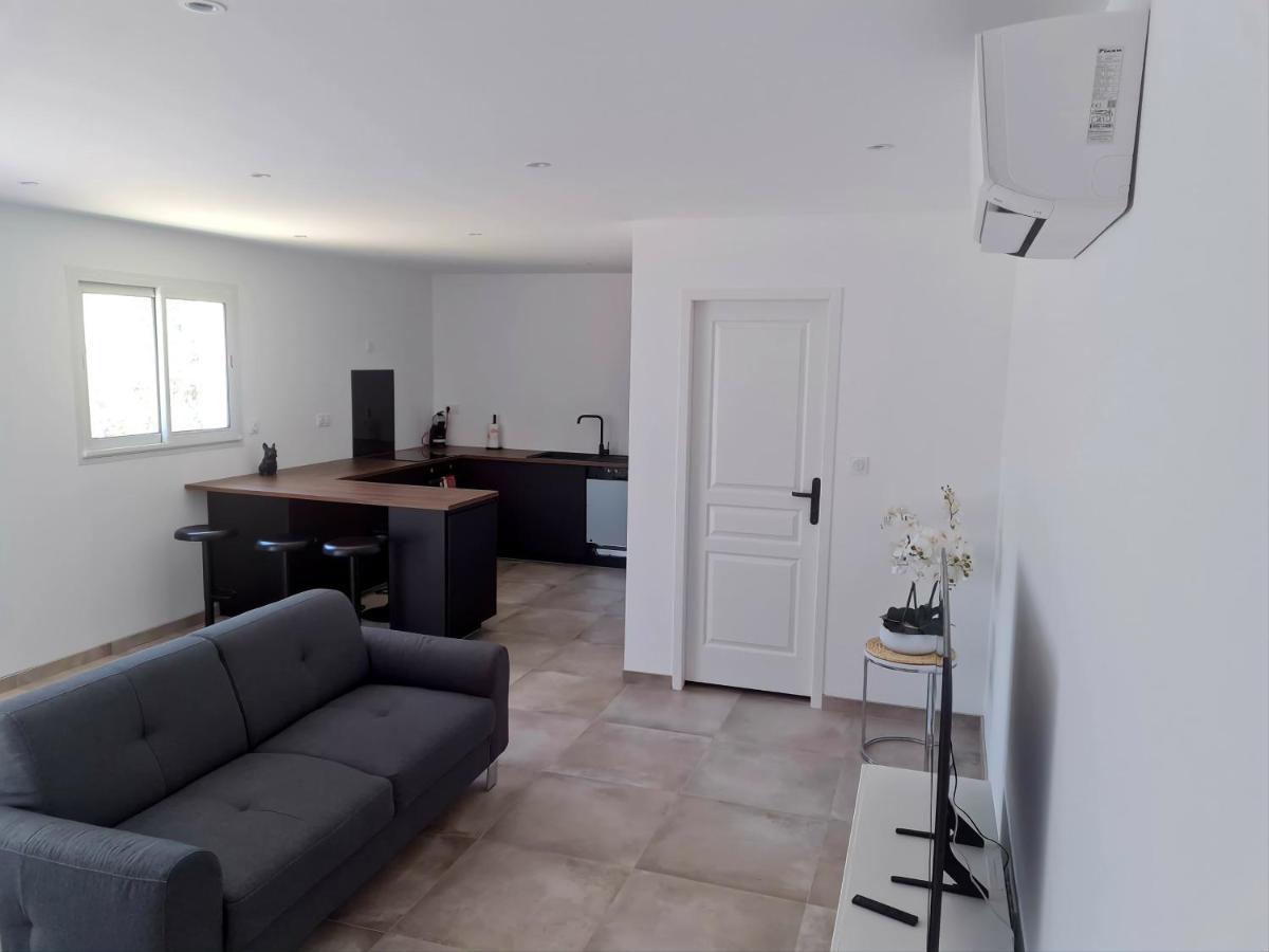 Bas De Au Calme Apartment Marseille